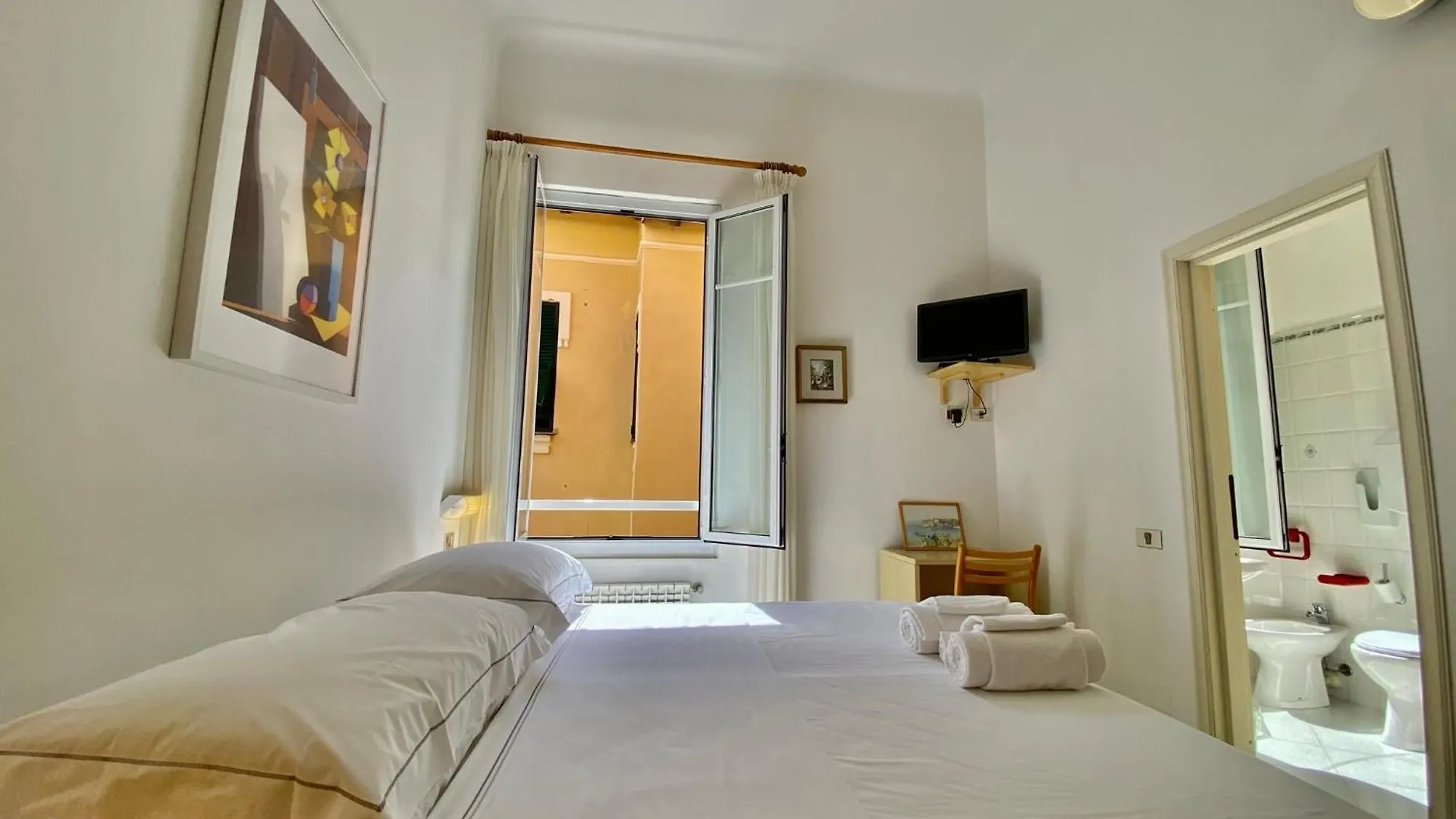 Hotel Alba Chiara Finale Ligure Italy